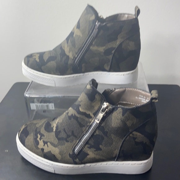 BAMBOO Shoes - Bamboo como high top sneakers